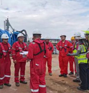 天津外海中石油平台保养项目